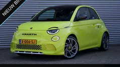 Groen, metallic lak Nieuw 2024 Fiat 500 Abarth Abarth Hatchback | € 28.995 (Eerlijke prijs)