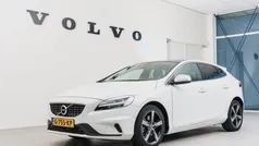 Wit Gebruikt 2019 Volvo V40 Stationwagen | € 20.900 (Eerlijke prijs)