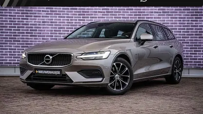 Occasion 2021 Volvo V60 Momentum Stationwagen | € 28.894 (Super prijs)