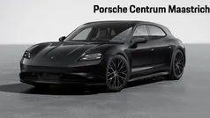 Gebruikt 2024 Porsche Taycan Cross Turismo Sedan | € 144.851 (Eerlijke prijs)