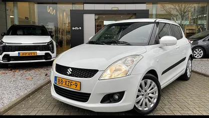 Wit Gebruikt 2012 Suzuki Swift Exclusive Hatchback | € 8.945 (Eerlijke prijs)