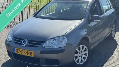 Occasion VW Golf IV 116 PK (85 kW) 2004 Grijs Hatchback