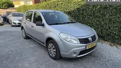 Gebruikt 2008 Dacia Sandero Ambiance Hatchback | € 1.745 (Eerlijke prijs)