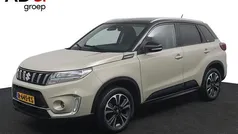 Gebruikt 2022 Suzuki Vitara Style SUV | € 25.950 (Eerlijke prijs)