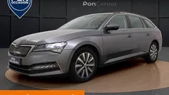 Grijs Gebruikt 2022 Skoda Superb Ambition Stationwagen | € 25.450 (Goede deal)
