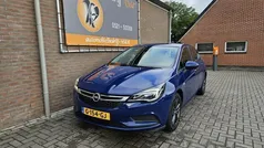 Blauw Gebruikt 2019 Opel Astra Edition Hatchback | € 8.995 (Eerlijke prijs)