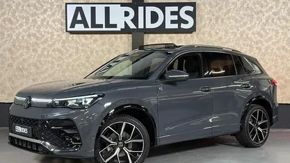 Occasion 2025 VW Tiguan R-line Edition SUV | € 46.950 (Eerlijke prijs)