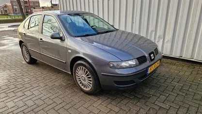 Occasion 2002 Seat Leon Stella Hatchback | € 1.450 (Eerlijke prijs)