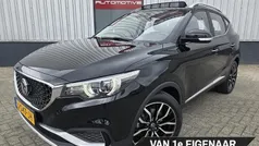 Zwart Gebruikt 2020 MG ZS Luxury Sedan | € 14.995 (Eerlijke prijs)