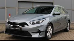 Grijs Gebruikt 2024 Kia Ceed Hatchback | € 25.445 (Eerlijke prijs)