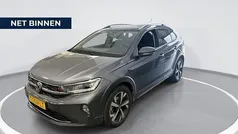 Grijs, metallic lak Gebruikt 2023 VW Taigo Style SUV | € 25.440 (Goede deal)