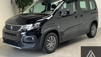 Zwart Gebruikt 2022 Peugeot Rifter Allure MPV | € 20.750 (Eerlijke prijs)