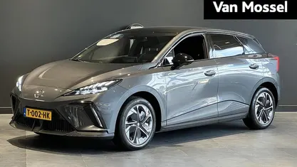 Occasion MG MG4 EV Luxury 150 kW (204 PK) 2022 Grijs Hatchback
