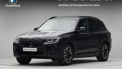 Zwart Occasion 2022 BMW iX3 Executive SUV | € 41.950 (Eerlijke prijs)