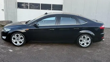 Zwart Occasion 2010 Ford Mondeo Limited Hatchback | € 5.750 (Eerlijke prijs)