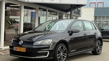 Gebruikt 2015 VW Golf VII GTE Hatchback | € 8.950 (Super prijs)