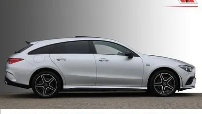 Grijs Occasion 2021 Mercedes E250 AMG Stationwagen | € 27.400 (Eerlijke prijs)