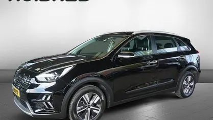 Zwart Gebruikt 2022 Kia Niro SUV | € 21.950 (Eerlijke prijs)