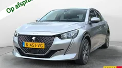 Peugeot e-208