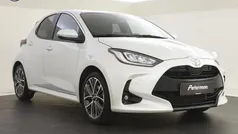 Wit Gebruikt 2024 Toyota Yaris Executive Hatchback | € 27.899 (Eerlijke prijs)