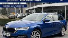 Blauw Gebruikt 2024 Skoda Octavia Stationwagen | € 32.850 (Eerlijke prijs)