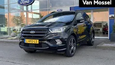 Gebruikt 2017 Ford Kuga ST-Line SUV | € 17.845 (Eerlijke prijs)