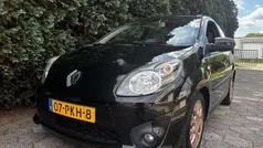 Zwart, metallic lak Gebruikt 2011 Renault Twingo Hatchback | € 3.750 (Eerlijke prijs)