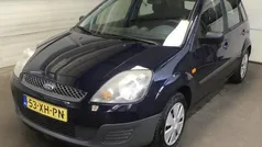 Blauw Gebruikt 2007 Ford Fiesta Cool & Sound Edition Hatchback | € 1.999 (Eerlijke prijs)