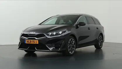 Occasion 2025 Kia Ceed GT-Line Hatchback | € 33.830 (Eerlijke prijs)