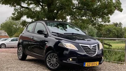 Occasion Lancia Ypsilon Platinum 86 PK (63 kW) 2012 Blauw Hatchback