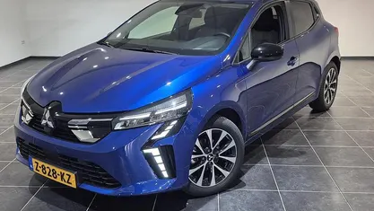 Blauw Gebruikt 2024 Mitsubishi Colt Intense Hatchback | € 20.195 (Goede deal)