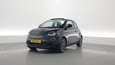 Zwart Gebruikt 2022 Fiat 500C Icon Cabriolet | € 18.850 (Goede deal)