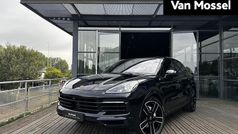 Zwart Gebruikt 2021 Porsche Cayenne Platinum Edition SUV | € 74.900 (Eerlijke prijs)