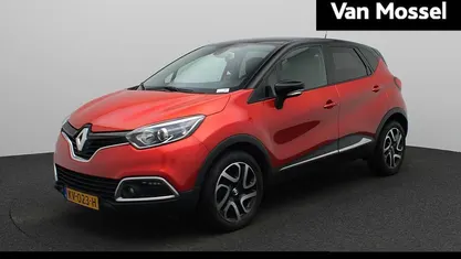Rood Gebruikt 2016 Renault Captur Dynamique SUV | € 8.900 (Eerlijke prijs)