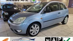 Blauw, metallic lak Gebruikt 2005 Ford Fiesta Futura Hatchback | € 1.799 (Eerlijke prijs)