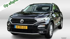 Zwart Gebruikt 2020 VW T-Roc Business SUV | € 18.900 (Eerlijke prijs)