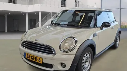 Gebruikt 2008 Mini ONE Hatchback | € 1.900 (Eerlijke prijs)