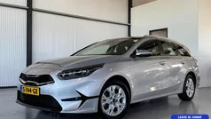 Grijs Gebruikt 2023 Kia Ceed Stationwagen | € 19.950 (Eerlijke prijs)
