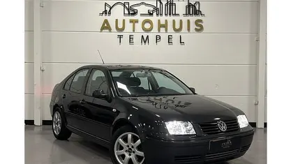 Grijs Gebruikt 2002 VW Bora Comfortline Sedan | € 1.400 (Eerlijke prijs)