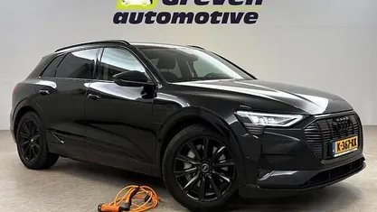 Occasion 2020 Audi e-tron Black Edition SUV | € 22.000 (Super prijs)