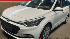Wit Gebruikt 2017 Hyundai i20 GO! Hatchback | € 9.935 (Eerlijke prijs)