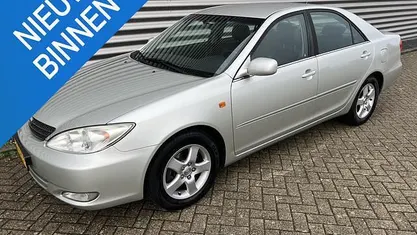 Grijs Gebruikt 2002 Toyota Camry Sol Sedan | € 6.500 (Goede deal)