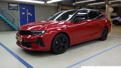 Gebruikt 2025 Opel Astra Stationwagen | € 29.895 (Super prijs)