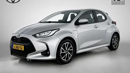 Occasion Toyota Yaris Hybrid 116 PK (85 kW) 2021 Grijs Hatchback