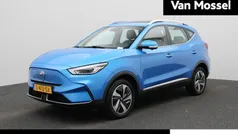 Gebruikt 2023 MG ZS Luxury Sedan | € 27.995 (Eerlijke prijs)
