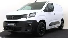 Wit Gebruikt 2023 Peugeot Partner S Van | € 17.925 (Eerlijke prijs)
