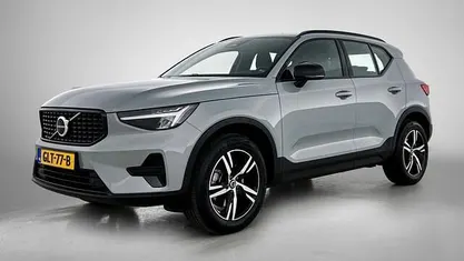 Grijs Occasion 2024 Volvo XC40 Plus SUV | € 42.950 (Eerlijke prijs)