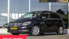 Paars Gebruikt 2014 Mercedes B180 Ambition MPV | € 14.845 (Eerlijke prijs)