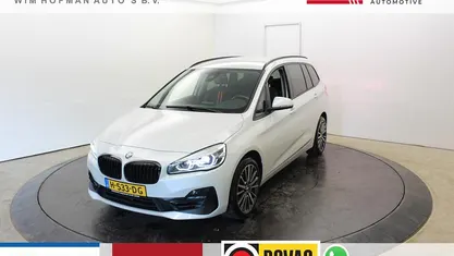 Wit Gebruikt 2020 BMW 220 Executive MPV | € 25.745 (Eerlijke prijs)