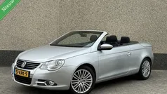 Grijs, metallic lak Gebruikt 2010 VW Eos Highline Cabriolet | € 3.944 (Super prijs)